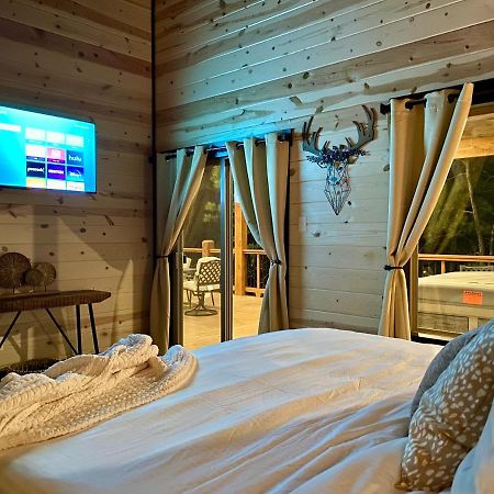 New Luxury Cabin, Hot Tub, Forest Views,Hotel Style Amenities Броукън Боу Екстериор снимка