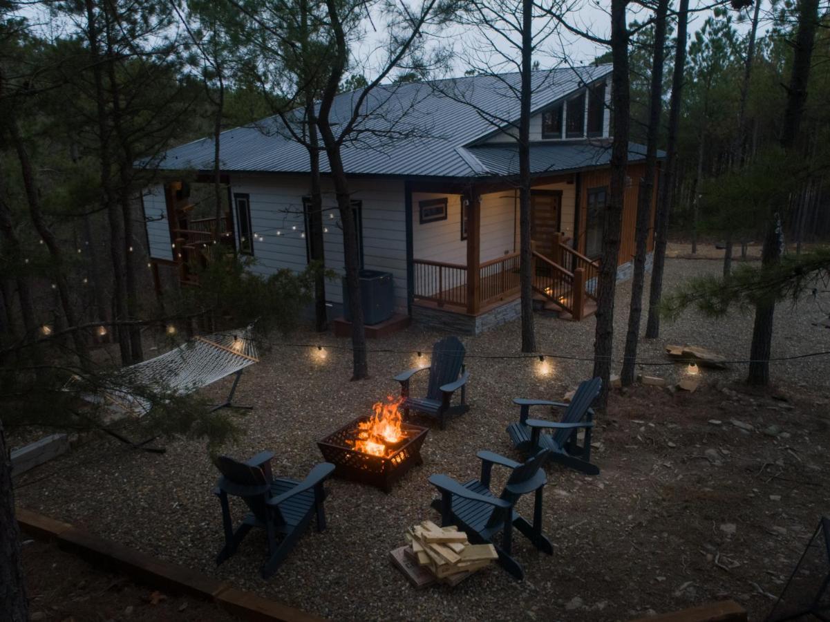 New Luxury Cabin, Hot Tub, Forest Views,Hotel Style Amenities Броукън Боу Екстериор снимка