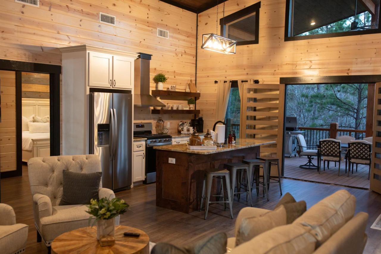 New Luxury Cabin, Hot Tub, Forest Views,Hotel Style Amenities Броукън Боу Екстериор снимка